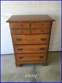 Antique Vintage Maple Wood 4 Drawers Bachelors Chest Dresser