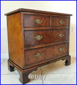 Beautiful Antique/Vtg Burl Wood Side/End Table Nightstand Chest of Drawers