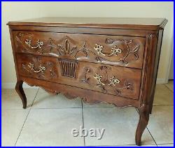 Davis Cabinet Solid Wood Cherry Finish Console Table Chest of Drawers Dresser