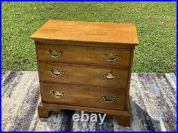 Ethan Allen Circa 1776 Chairside Chest End Table 3 drawers Maple 18-9012
