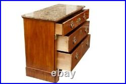 Henredon Historic Natchez Collection Chest of Drawers
