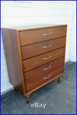 Mid Century Modern Acclaim Chest of Drawers by Lane Furniture 9964