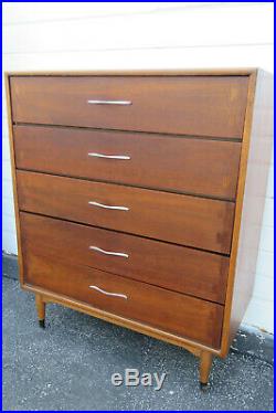 Mid Century Modern Acclaim Chest of Drawers by Lane Furniture 9964