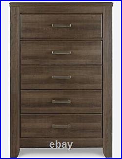 Signature Design by Ashley Juararo 5-Drawer Chest Dark Brown