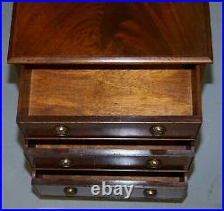 Stunning Pair Of Flamed Mahogany Bedside Lamp Wine Table Sized Chests Of Drawers