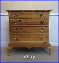 Thomasville Knotty Pine Oversize Bachelor Chest, 4 Drawer Dresser, Hall Console