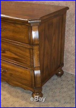 Three Drawer Transitional Style Oak Bombe' Chest/Nightstand