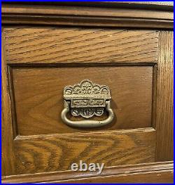 Wood Machinists' Chest / Coin Cabinet / C. E. Jennings & Co 0/2 Drawer Till Top